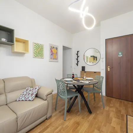 Nice Apartment In Milano