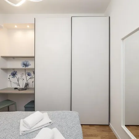 아파트 Nice Apartment In Milano *